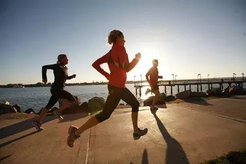 健康需要锻炼与养生,健康要运动