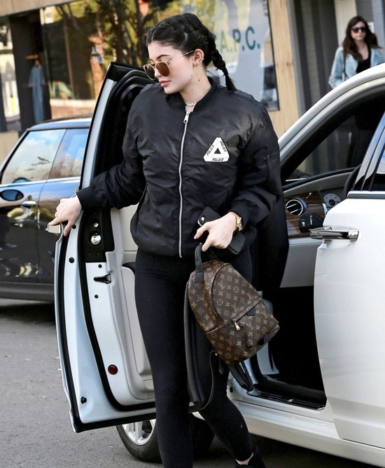 能与小斜跨抗衡的就属这些双肩包了！