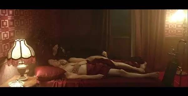 「*伦乱**」才不是这部电影的重点！