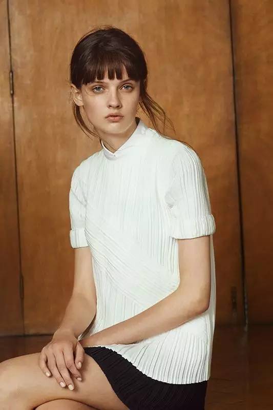 别熨衣服了|今年流行越皱越好看