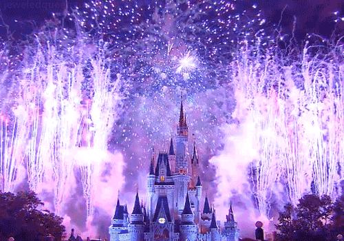 上海迪士尼酒店最高3000多元一晚！半小时卖出上万张门票！杭州一家人去玩要花多少？算完整个人不好了