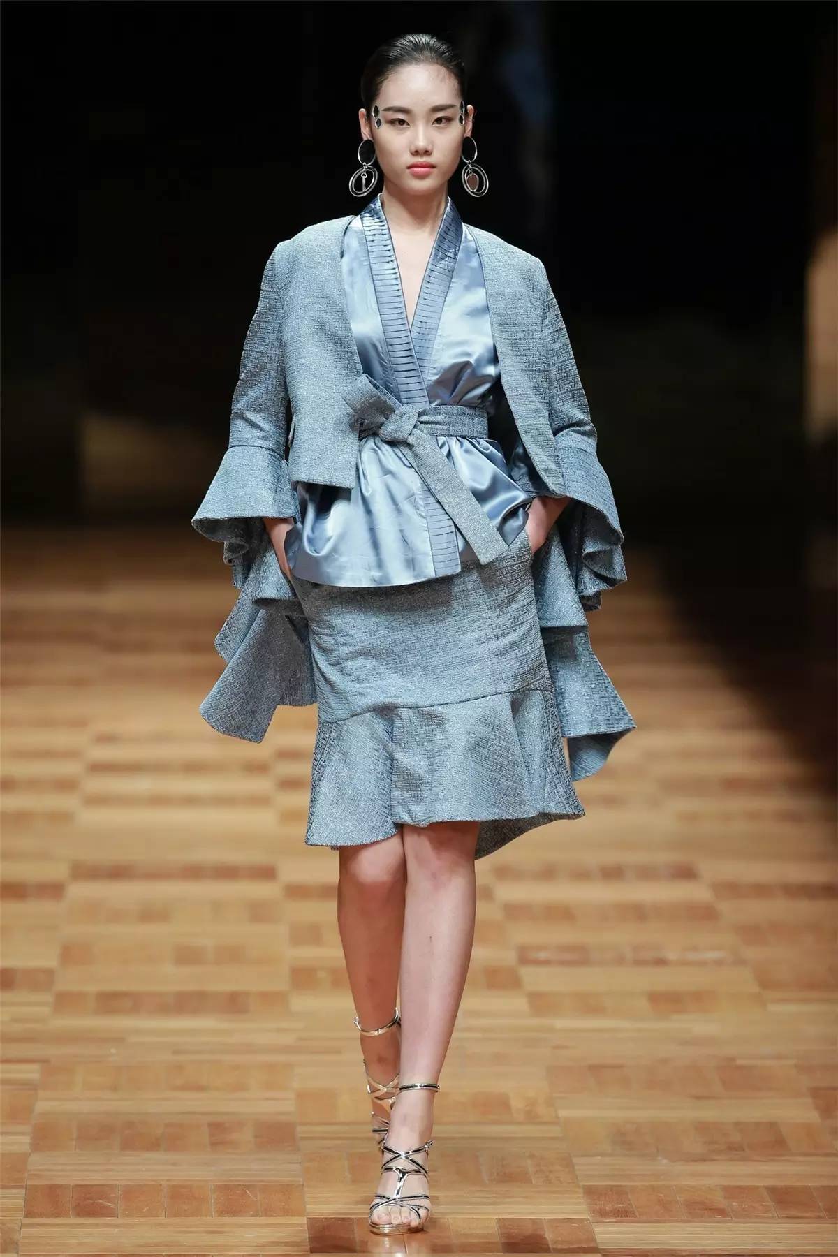 秀场直击中国时装秀,国际时装周北京时间