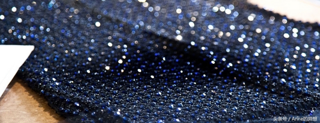 第一个施华洛世奇,第一个logo是什么