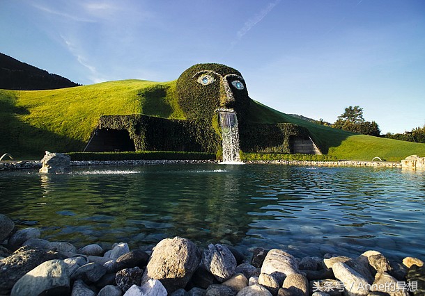 第一个施华洛世奇,第一个logo是什么