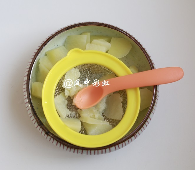 6个月辅食工具必买清单,六个月宝宝辅食准备哪些工具