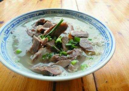 全国哪个地方的羊肉汤最好吃,哪个地方的羊肉汤最好吃