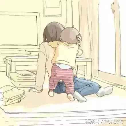 宝宝屁股上有个青色圆的痕迹,婴儿屁股的青痕怎么回事