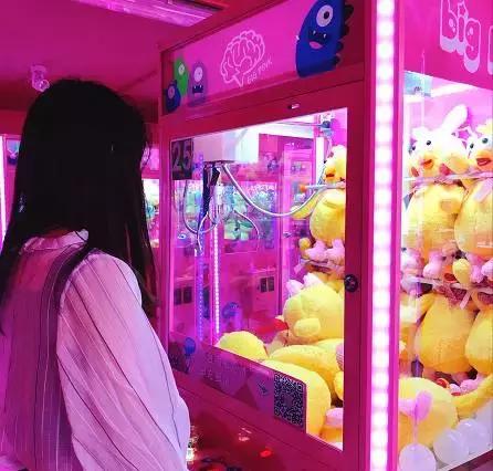 最好抓的娃娃机在哪儿,北京最大抓娃娃的地点