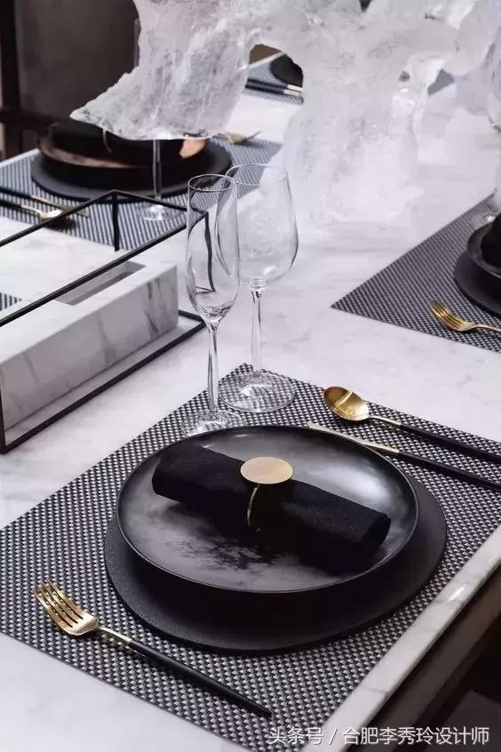 餐桌是大理石的好还是钢化的好,圆形餐桌岩板好还是大理石好