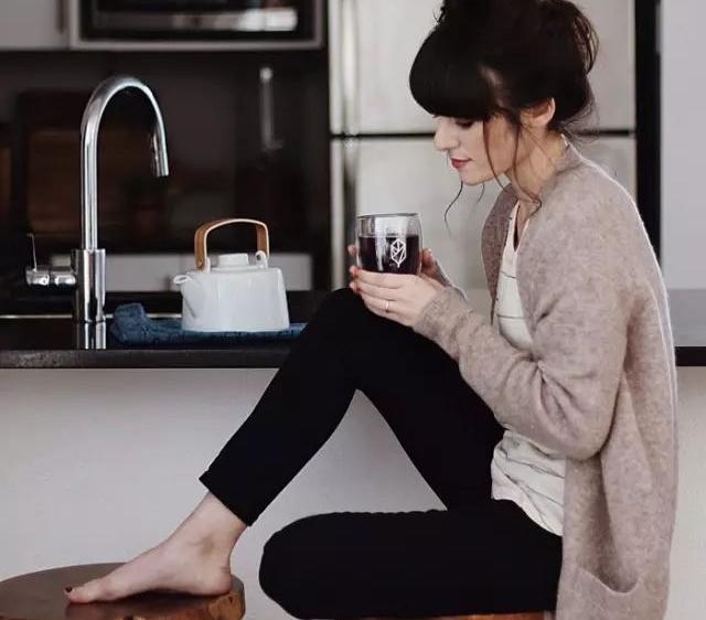 针织秋冬外套,针织外套冬天要怎么穿