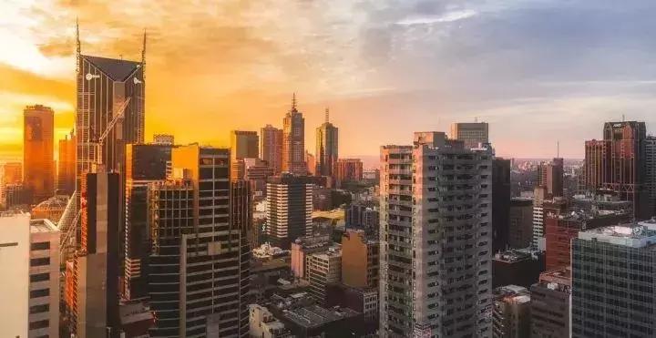 在美国犯了重罪会被驱逐吗,在美国为什么会被遣返