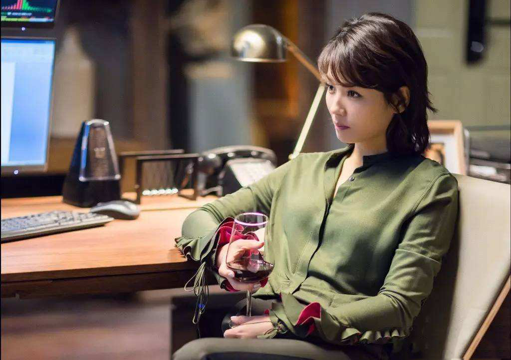 ysl圣罗兰口红不沾杯,为什么明星的口红不掉色