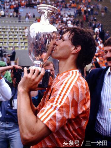 历届欧洲金靴奖得主有哪些,历史世界杯金球奖历届得主一览