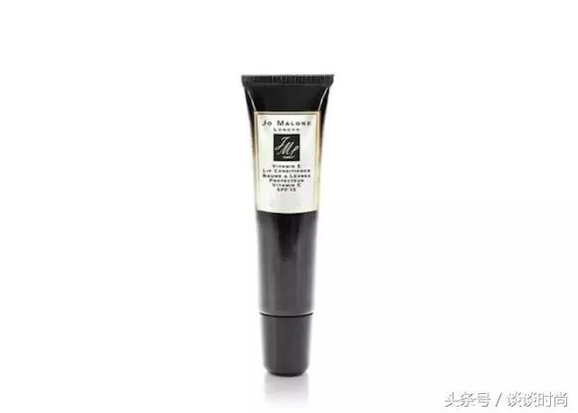 嘴唇干裂起皮接吻是不是好得快,嘴唇干燥涂润唇膏还有其它方法吗