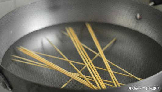 拒绝食用*肉猫**老鼠肉，自制羊肉串卫生又健康！