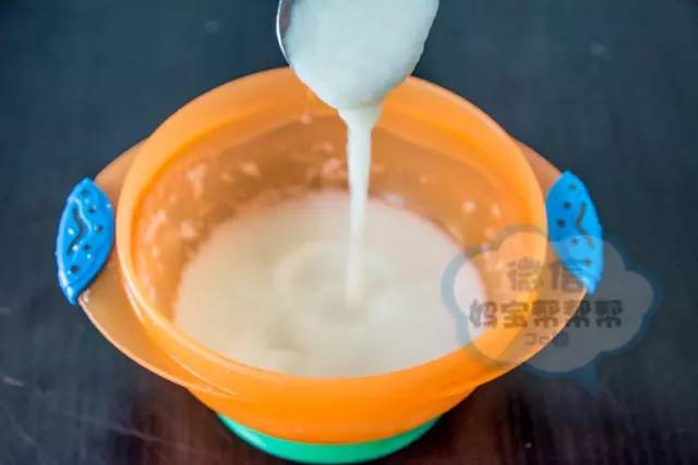 婴儿高铁米粉怎么冲调,婴儿米粉的做法与冲法比例
