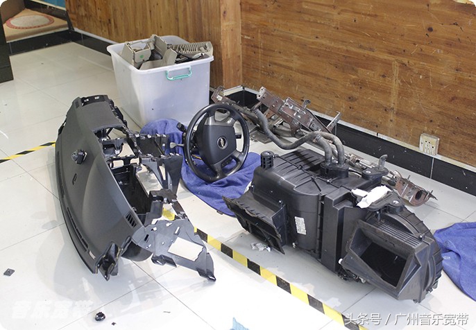 雪佛兰景程隔音除臭,雪佛兰景程隔音最佳方案