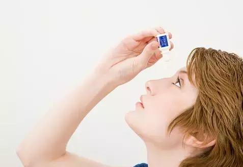 儿童近视半年涨50是真性近视吗,孩子眼睛近视200多度是假性近视吗