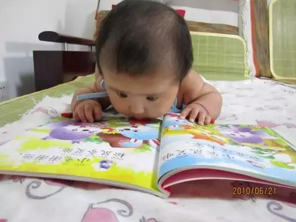 儿童近视半年涨50是真性近视吗,孩子眼睛近视200多度是假性近视吗