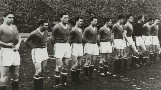 方丹vs贝利,贝利第一次世界杯打败瑞典