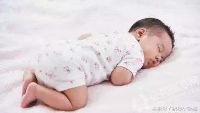 不想宝宝变成八字脚o型脚就千万不要这样做