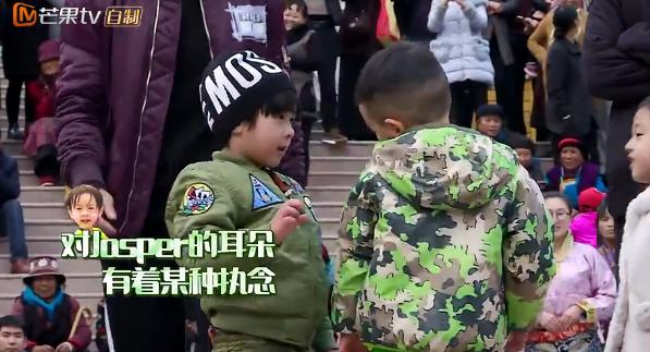 max和嗯哼片段,max和嗯哼哭