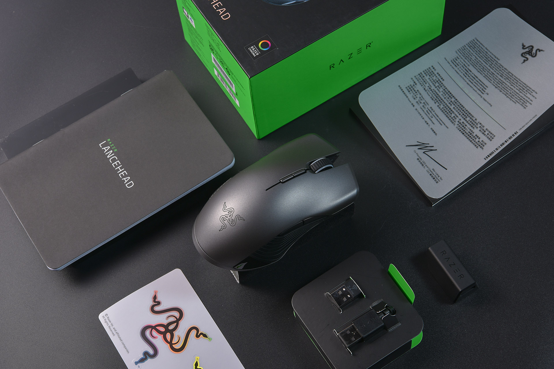 蝰蛇鼠标对称高背,雷蛇蝰蛇手感