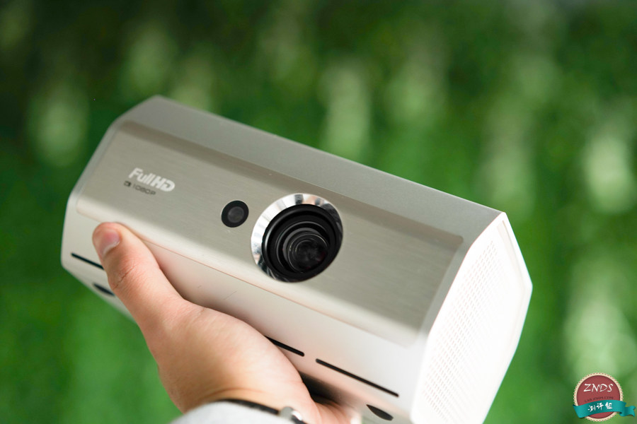 微鲸32寸电视怎么样,微鲸m1投影评测