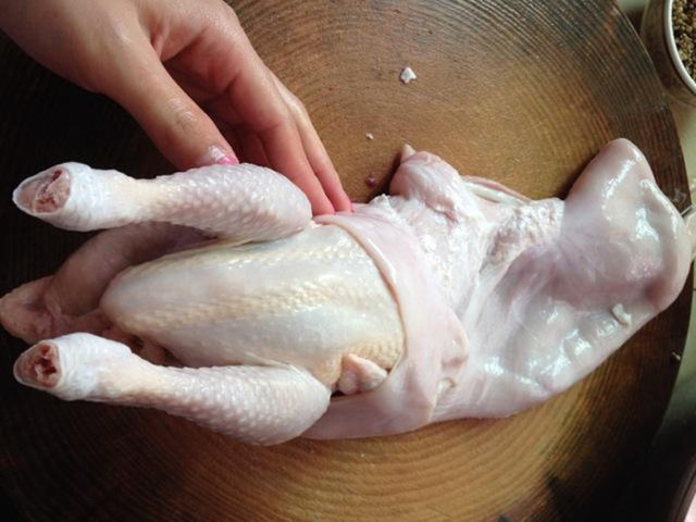 猪肚鸡多种做法,真正的猪肚鸡的做法