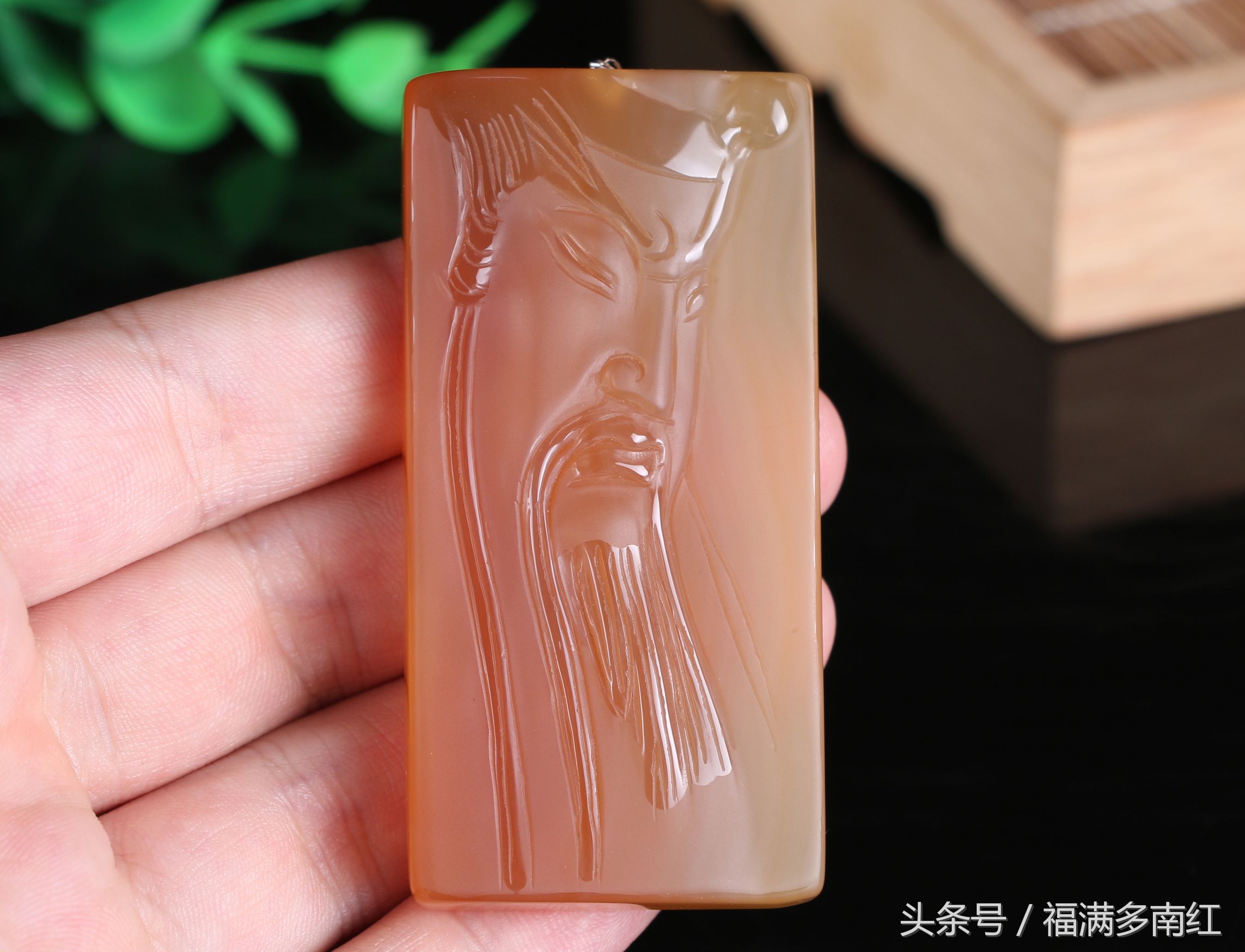 马达加斯加紫玉髓是天然的吗,马达加斯加玉髓怎么辨别真假