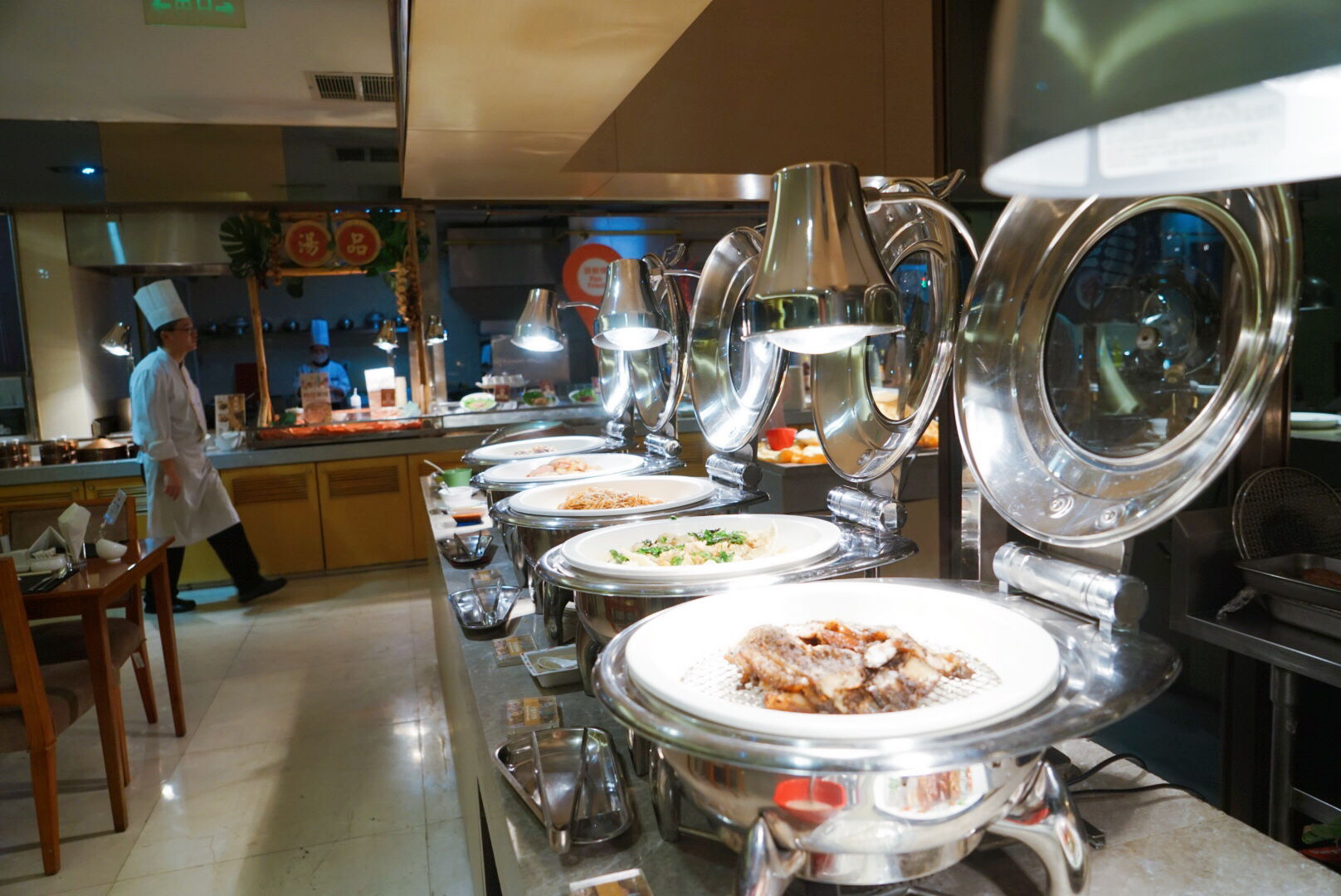 阳澄湖刚捞出来的螃蟹,阳澄湖大闸蟹现在能吃了吗