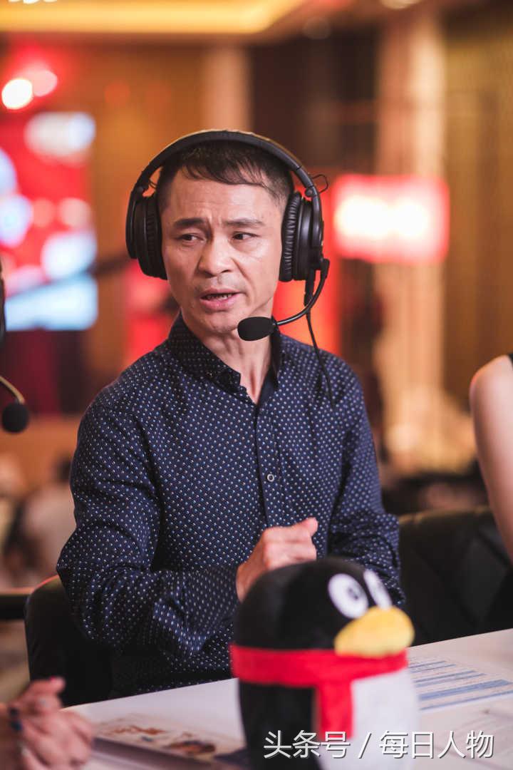 斗地主女选手,25岁大龄女程序员