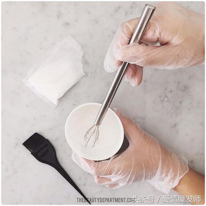 在家怎样简单染发,怎么染发教程简单易学