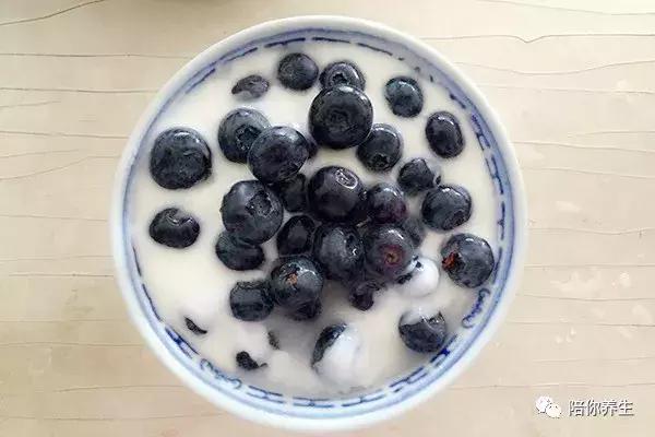 吃蓝莓能恢复视力吗,吃蓝莓可以抗氧化吗
