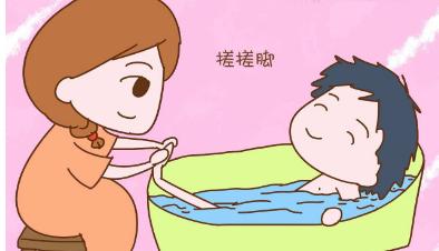 宝宝2周半发烧39.5度怎么物理降温,孩子发烧父母怎么安慰