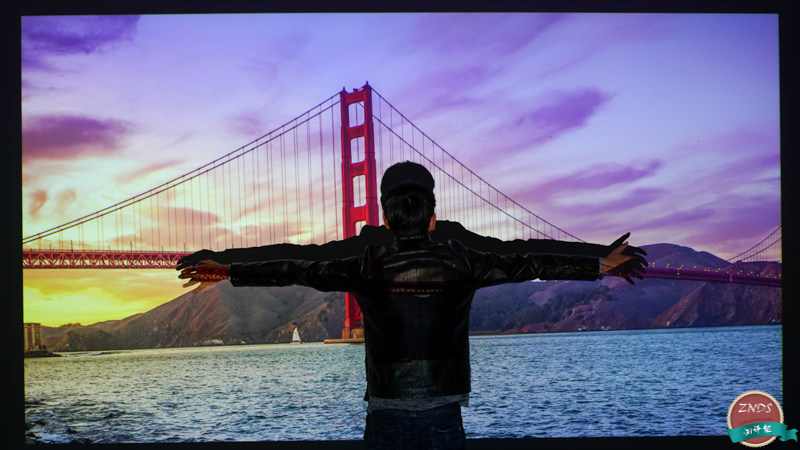 微鲸32寸电视怎么样,微鲸m1投影评测