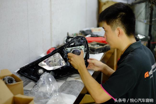 途胜l改海拉6透镜,第四代途胜改装外观最佳案例