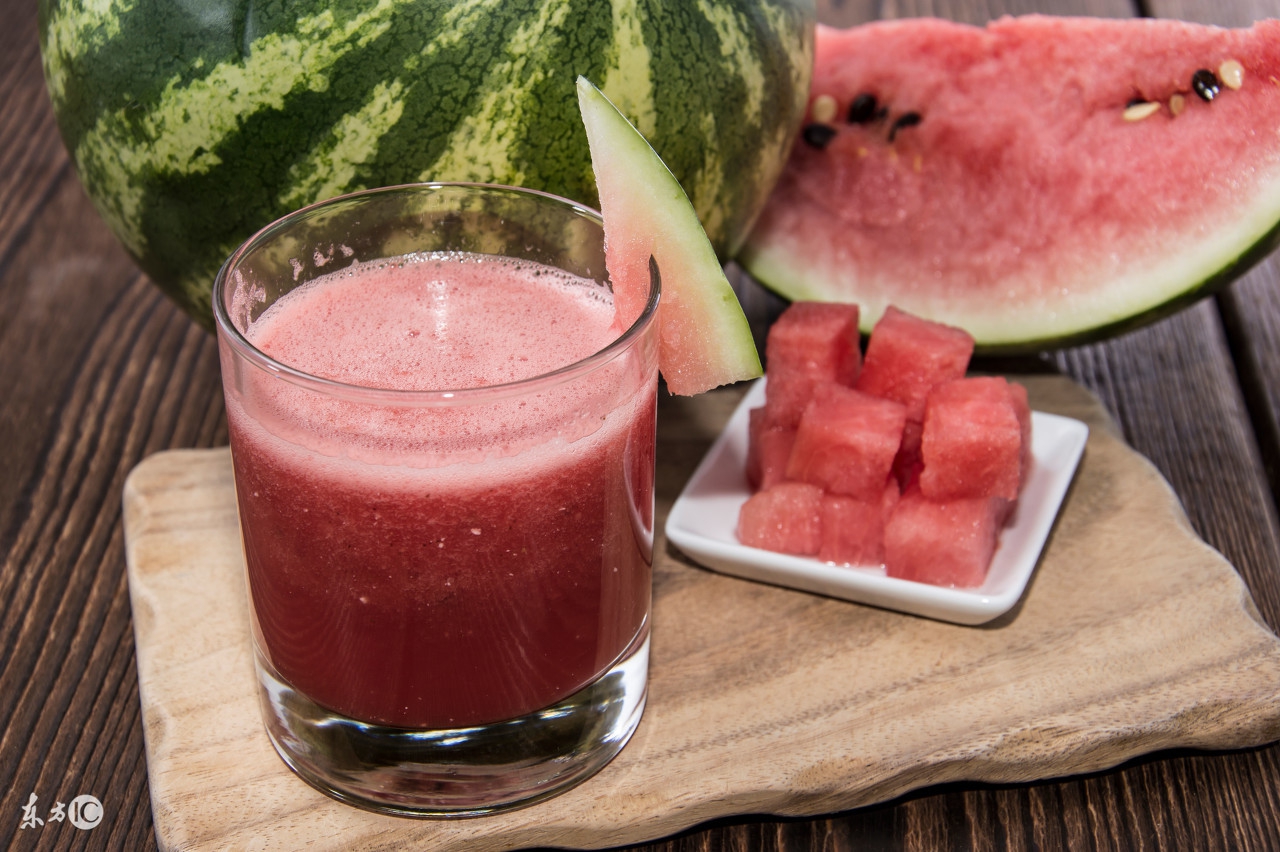 解酒的2个秘诀减轻醉酒痛苦,喝酒解酒妙招