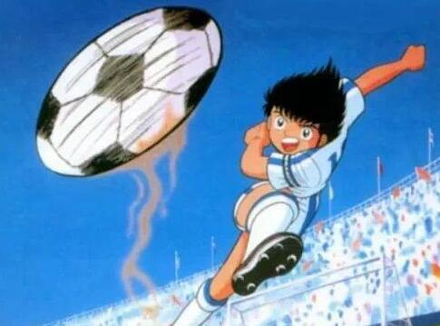 足球小将杂技射门,足球场上杂技