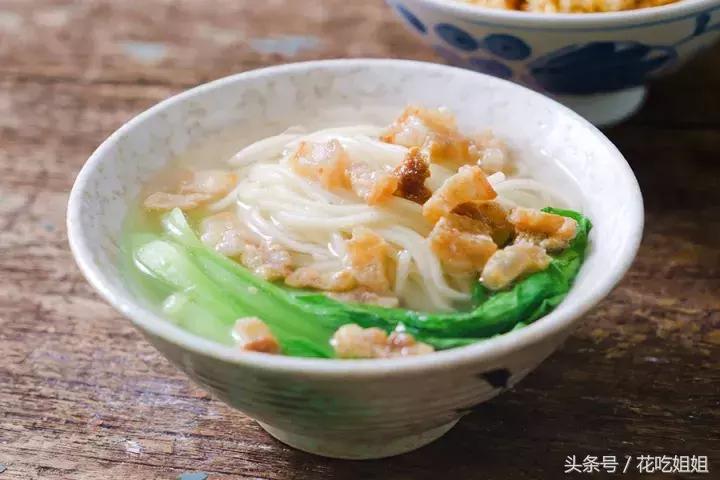 炸猪油渣怎么做到蓬松,怎样炸猪油渣又酥又脆