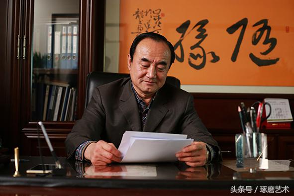 有胸怀才能成就大事业——记北京万丰珠宝城总经理盛景玉