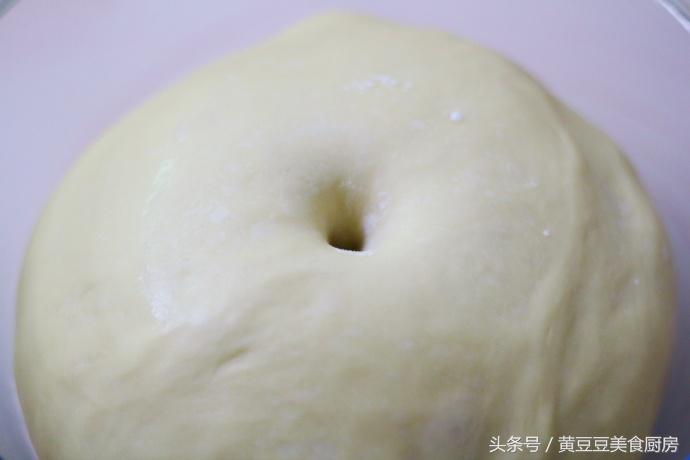 做蛋糕剩的奶油怎么吃,做蛋糕剩下的奶油怎样处理吃啊