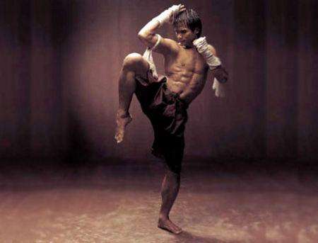 经常用鼠标手腕磨得发红怎么办,用鼠标手腕长茧