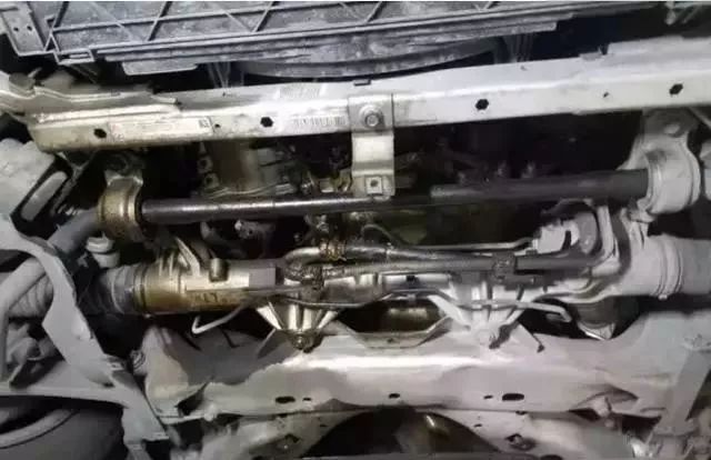 宝马不冒烟也少烧机油,宝马老是漏油为什么还说宝马好