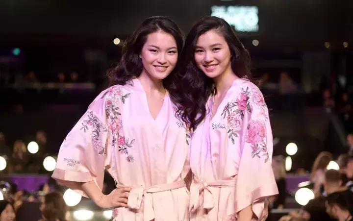 维密秀奚梦瑶摔倒完整版,奚梦瑶在维密大秀上摔倒