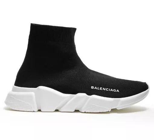 红遍全宇宙的“袜子鞋”，就问你懂多少？