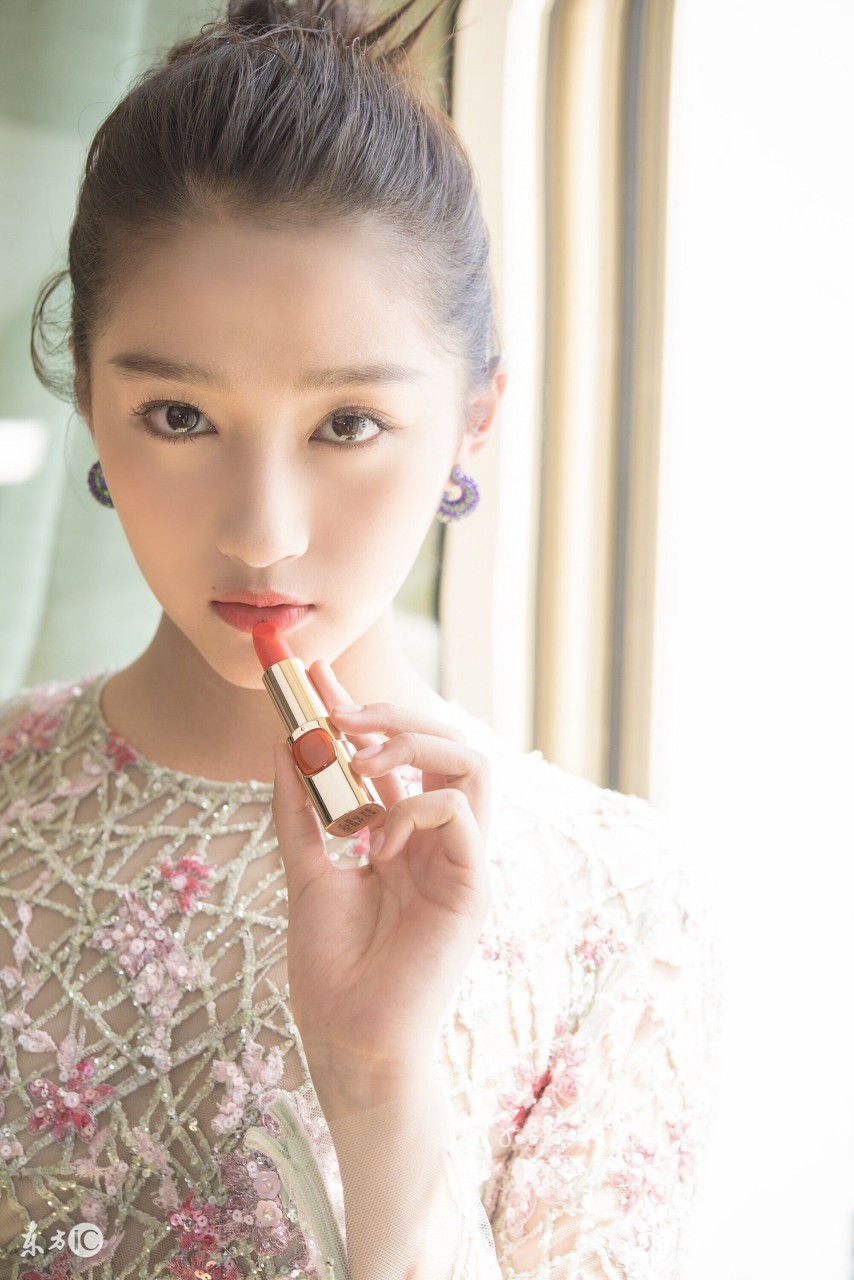 鹿晗是多久退出exo,exo四子综艺