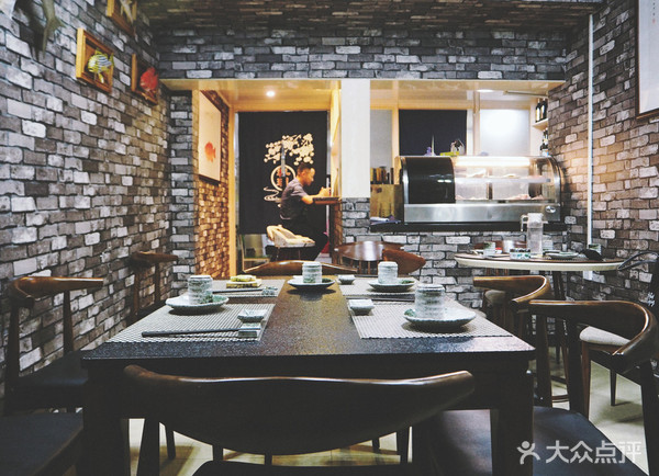 表白被拒的心，只有这家的海鲜刺身可以治愈