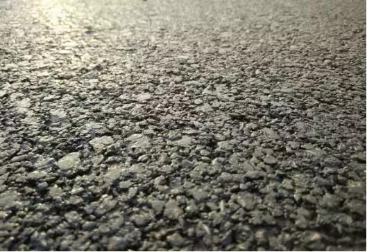 华丽的“梦瑶摔”，能否推动防滑砖标准快点建立？