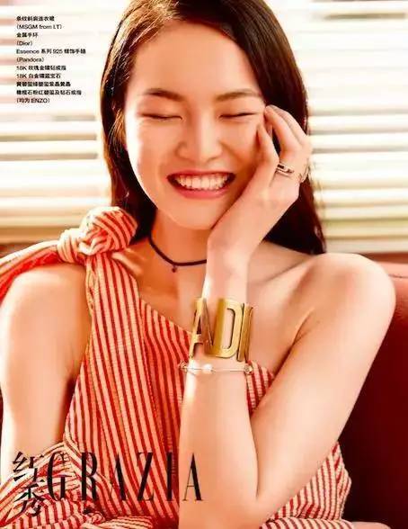 维密刘雯何穗高清图片,维密超模刘雯何穗